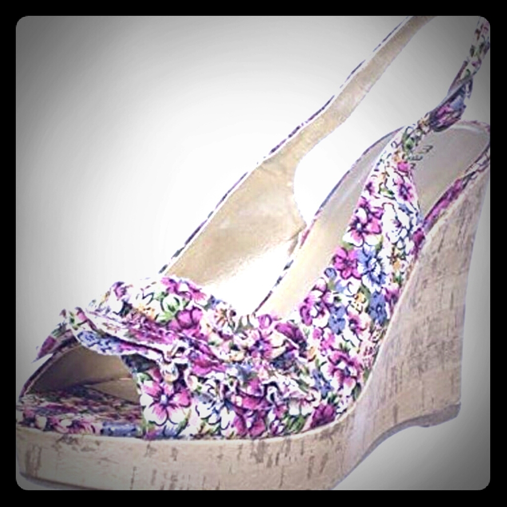 Madden Girl Klenn Floral Wedges